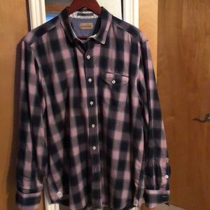 Men’s long sleeve shirt